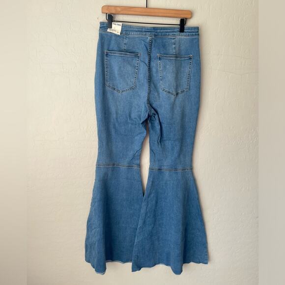 NEW Free People we the free just float on high rise flare jeans 31 - Picture 5 of 12